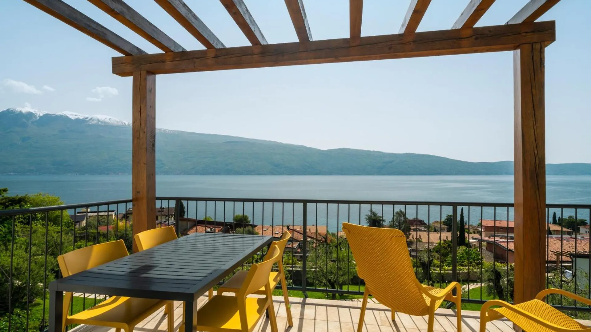 מלון דירות גרגננו Residence Dany Appartamenti Con Cucina Vista Lago Piscina E Parcheggio